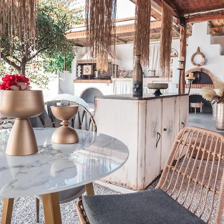 Sunrock - Gerani Lejlighedshotel Naxos City