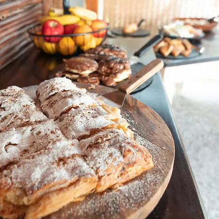 Sunrock - Gerani Naxos City