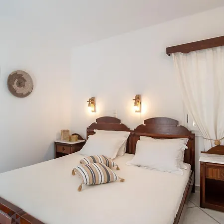 Sunrock - Gerani Apartahotel Naxos City
