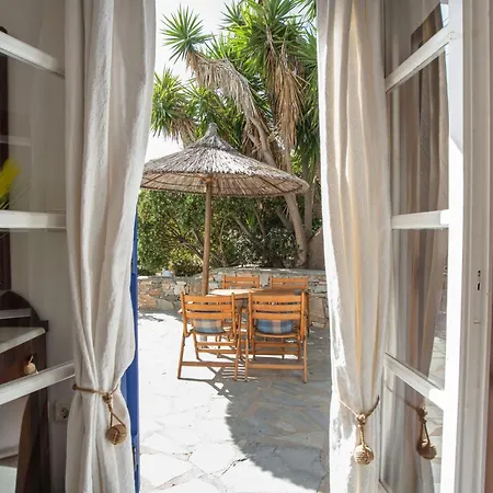 Sunrock - Gerani Apart-hotel Naxos City