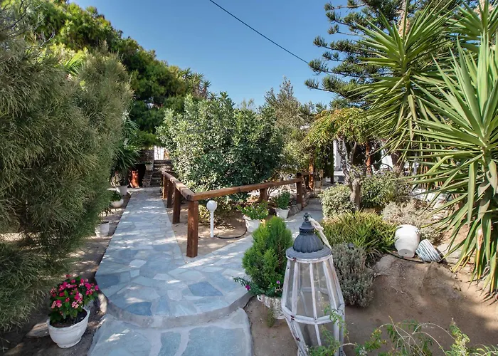 Sunrock - Gerani Aparthotel Naxos City